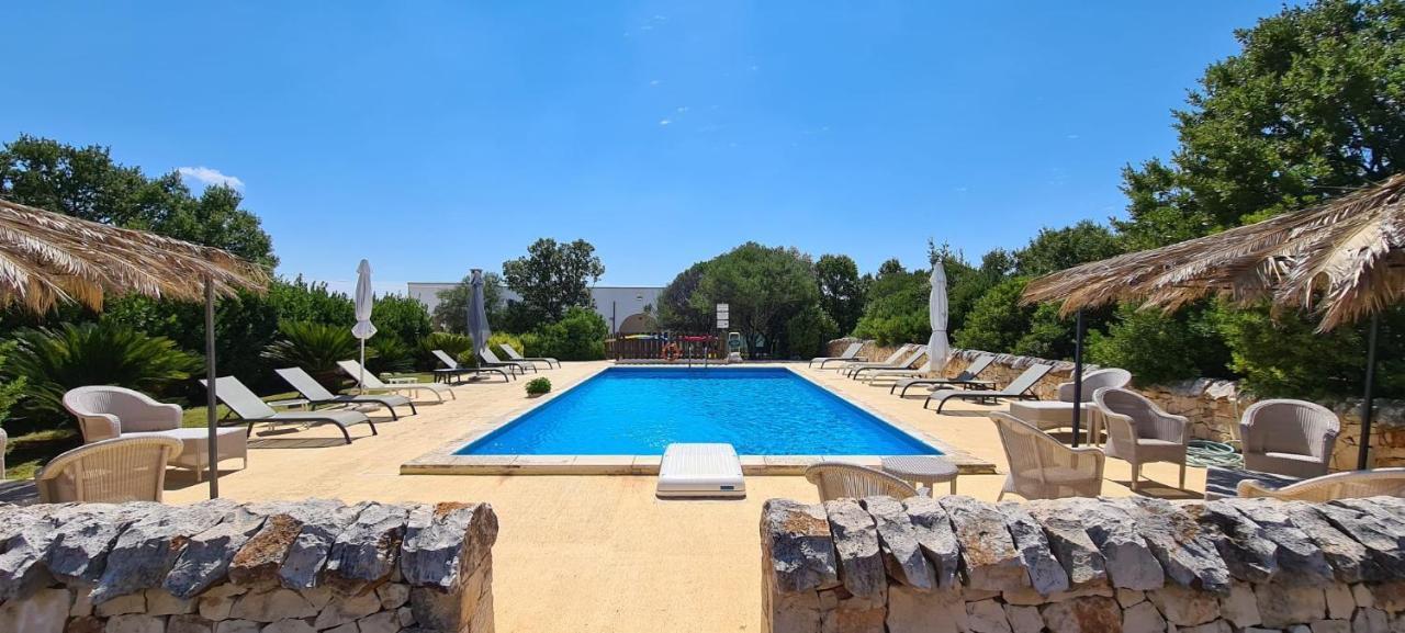 Bed And Breakfast La Terrazza 치스테르니노 외부 사진