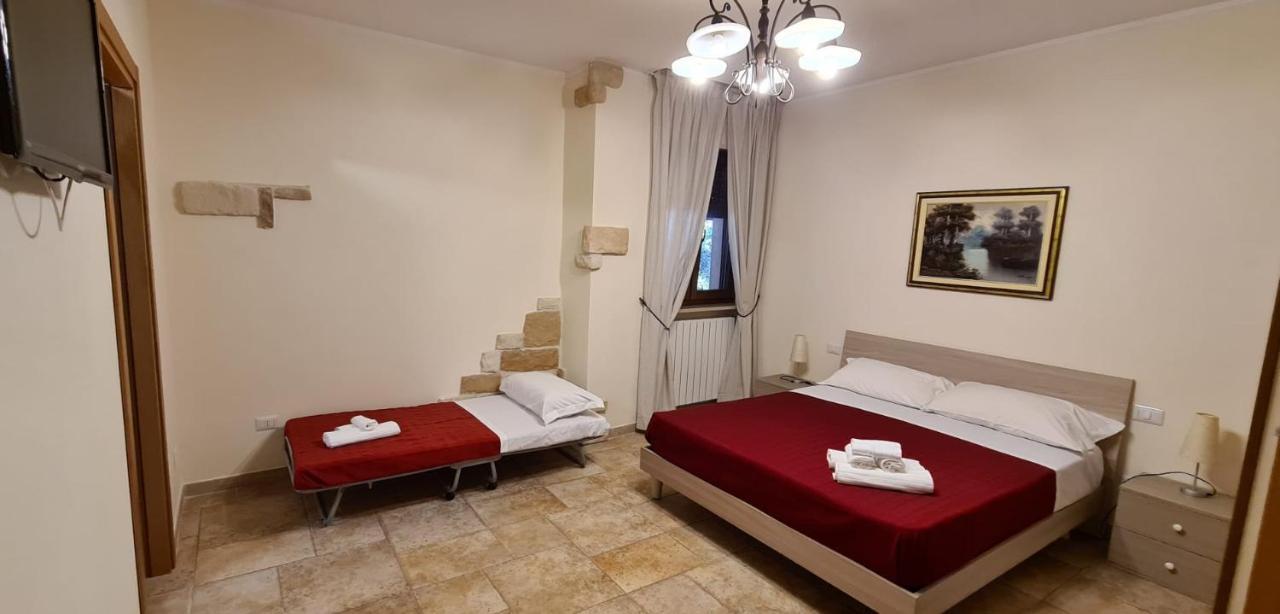 Bed And Breakfast La Terrazza 치스테르니노 외부 사진