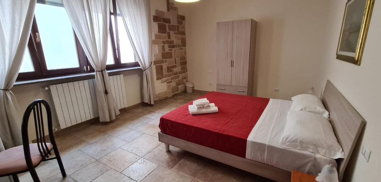Bed And Breakfast La Terrazza 치스테르니노 외부 사진